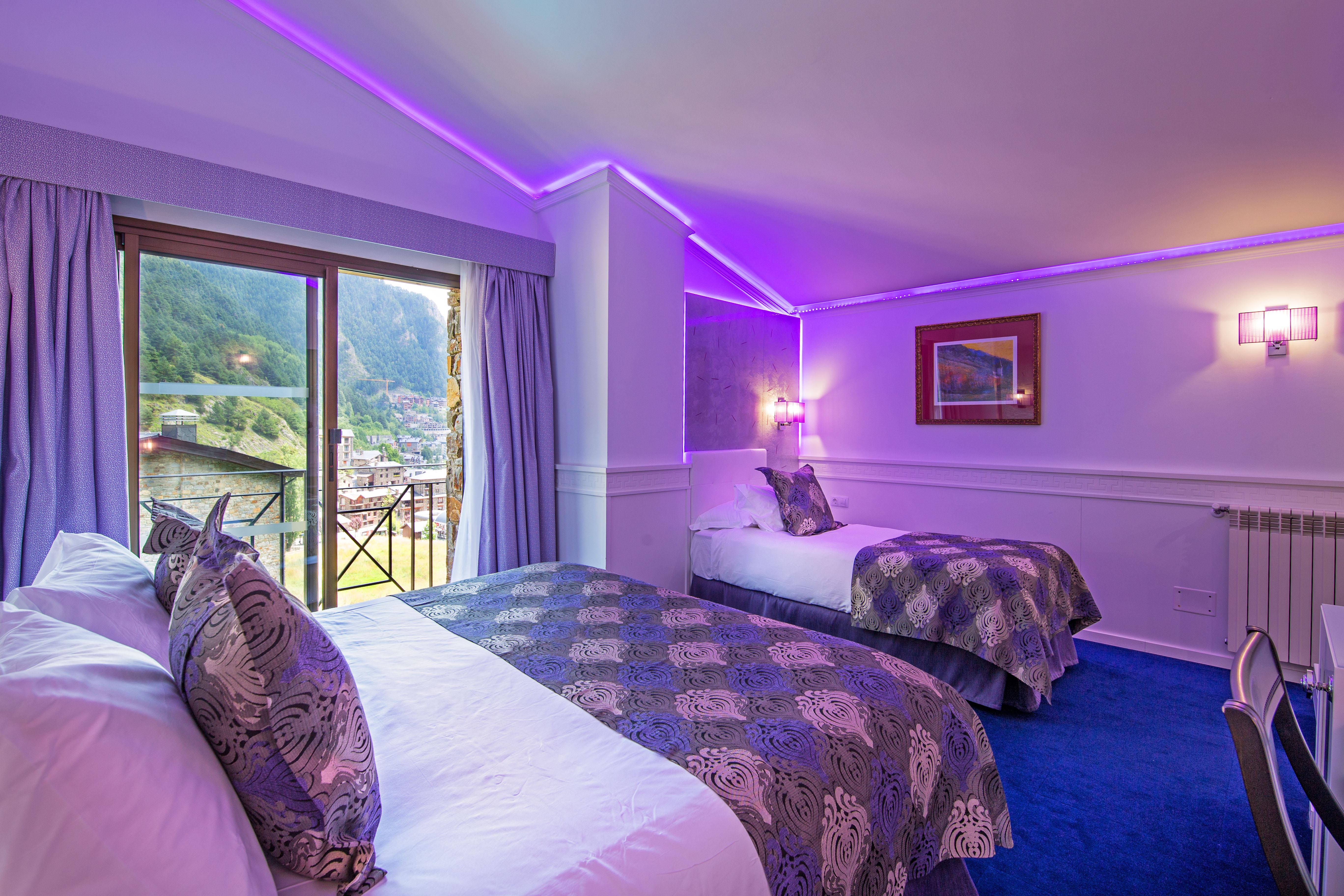 Hotel Princesa Parc Excellence Arinsal Kültér fotó A room at the hotel