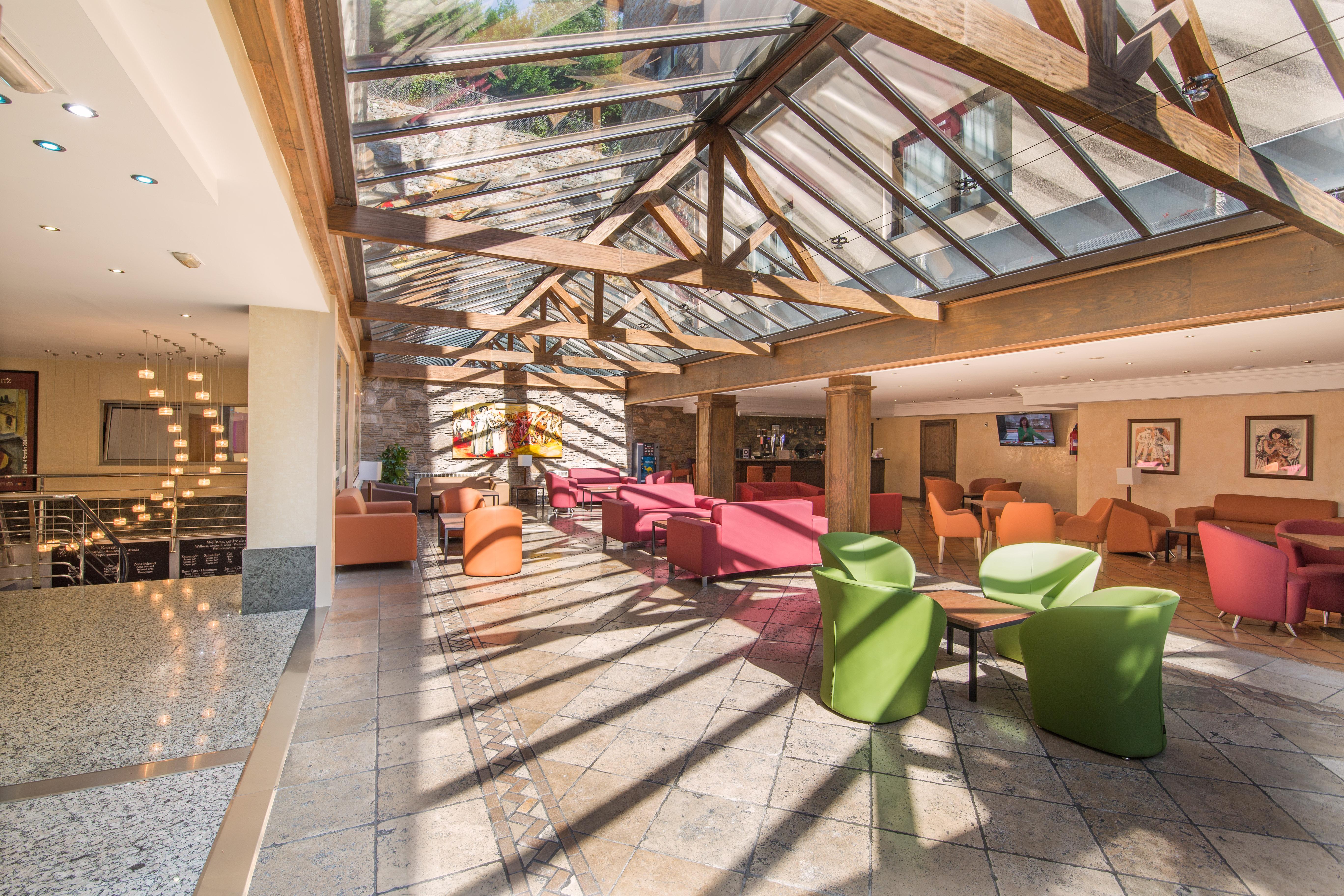 Hotel Princesa Parc Excellence Arinsal Kültér fotó Lobby