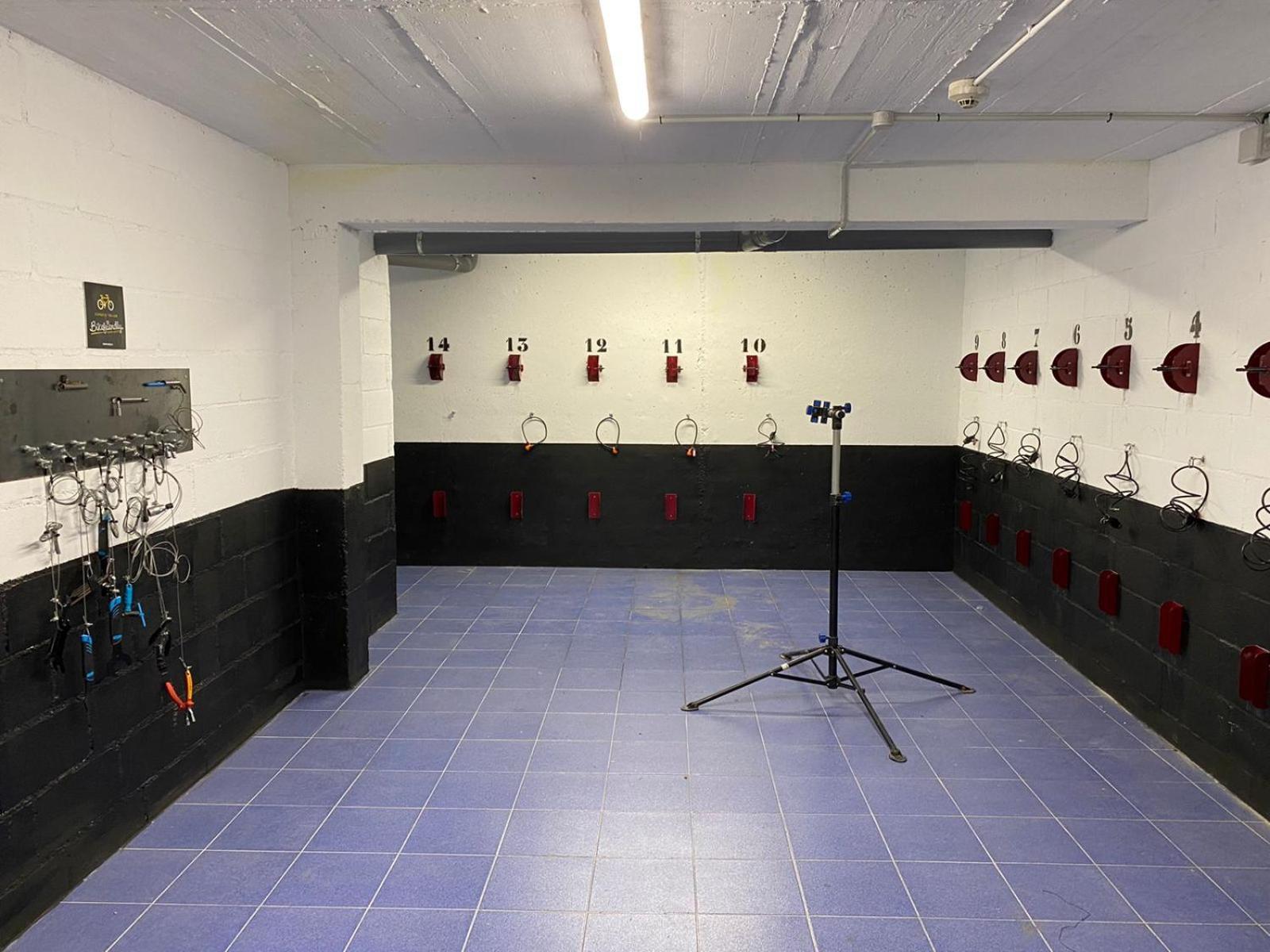 Hotel Princesa Parc Excellence Arinsal Kültér fotó The shooting range at the National Shooting Centre