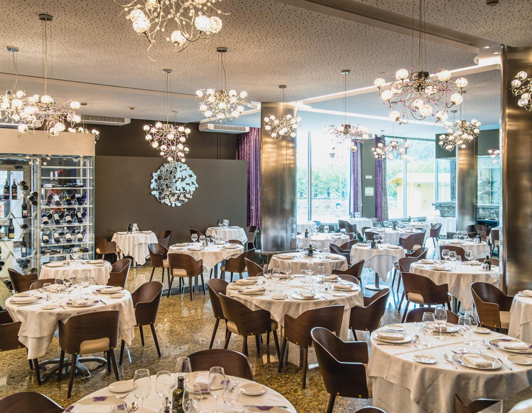Hotel Princesa Parc Excellence Arinsal Kültér fotó Restaurant "La Table d'Or"